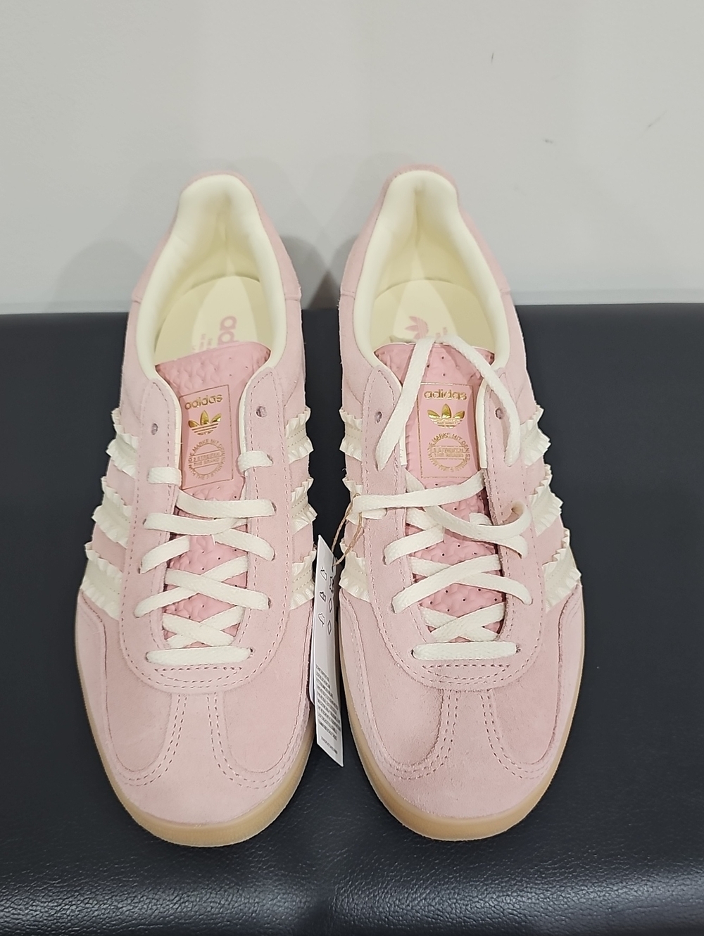 Brand New adidas Gazelle Pink Suede with Gum Sole Size Women's 8 Sku JS1413 - Picture 6 of 8